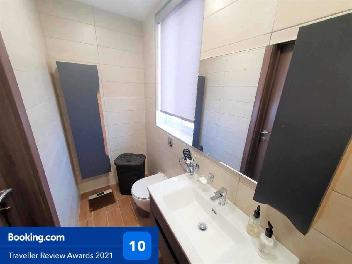 Msiebah Court San Gwann Modern Apt Near Sliema And St Julians Eksteriør billede